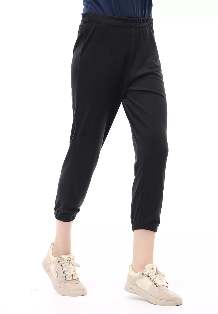 Nabila Legging Karet Muslimah Polos Bawahan Wanita Regular Fit - Hitam