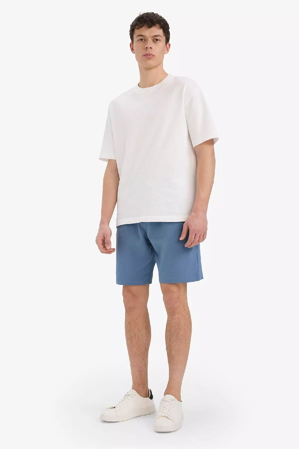 Slim Fit Slim Fit Pocketed Cotton Basic Plain Bermuda Shorts W1105Az25Sp