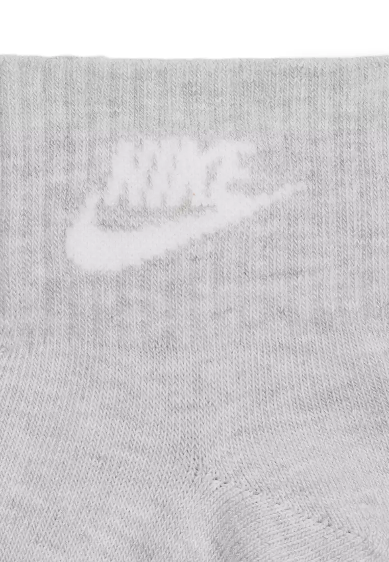 Everyday Essential Socks