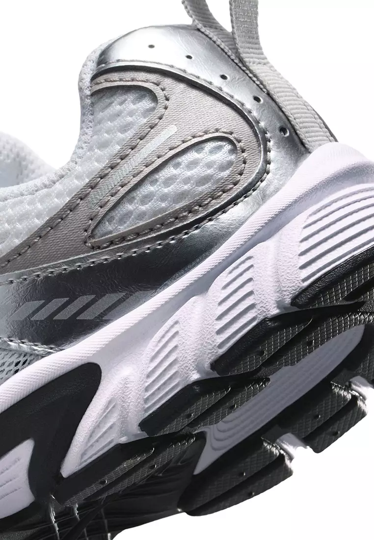 V5 RNR Shoes