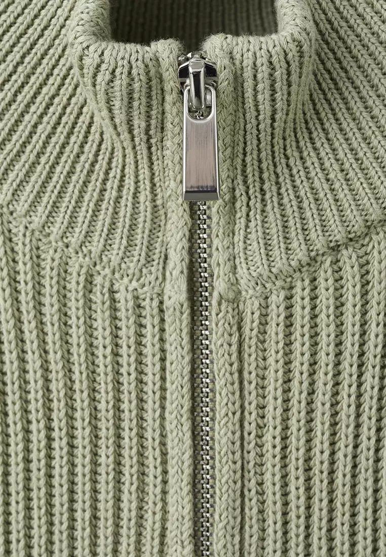 Ribbed Knitted Top With Zip