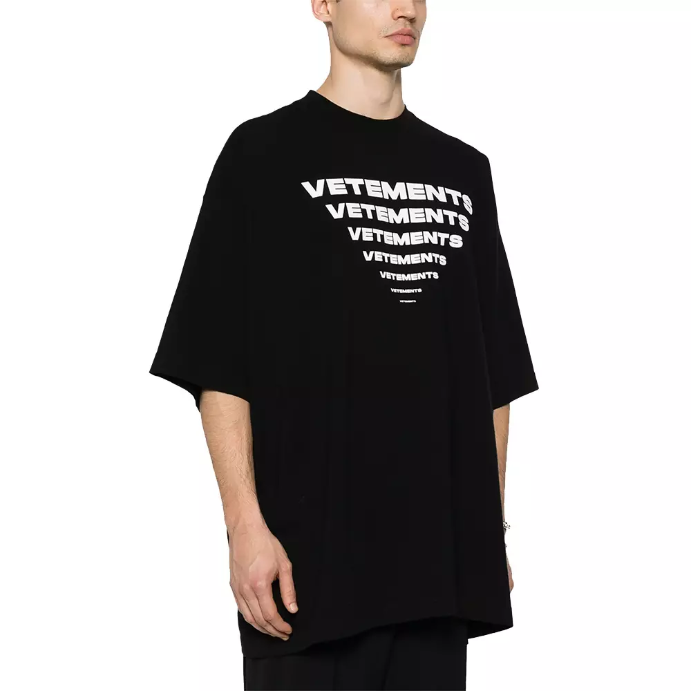 Pyramid Logo T-Shirt Black