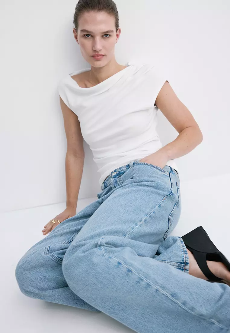 Asymmetric Ruched Top