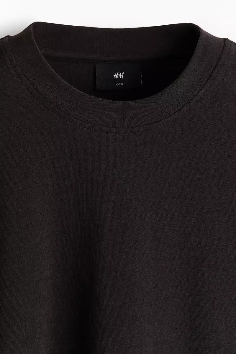 Loose Fit Boxy-style T-shirt