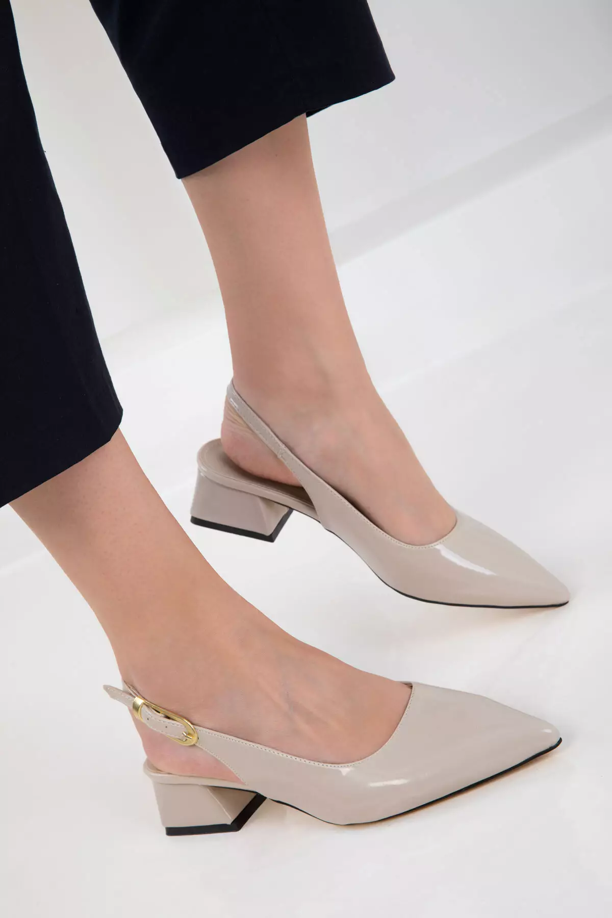 Beige Patent Leather Women's Classic Heeled Shoes 20421