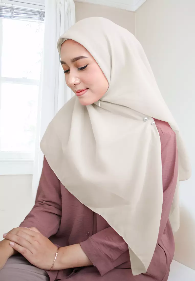 Cotton Bee - Shanara Instan | Hijab Segiempat Resleting - Vanilla Biscuit
