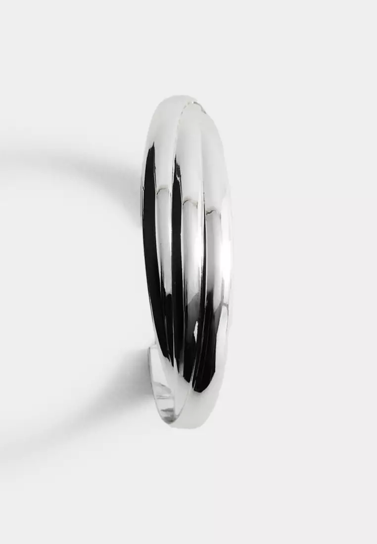 Rigid Bracelet With Relief