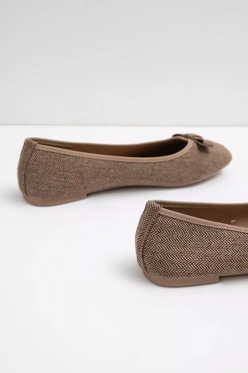 Sofia Fralia Basic Flat Brown