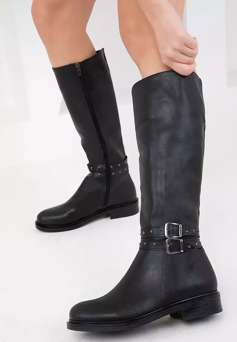 Discount on Soho  shoes - SKU: Double Buckle Knee-High Rider Boots