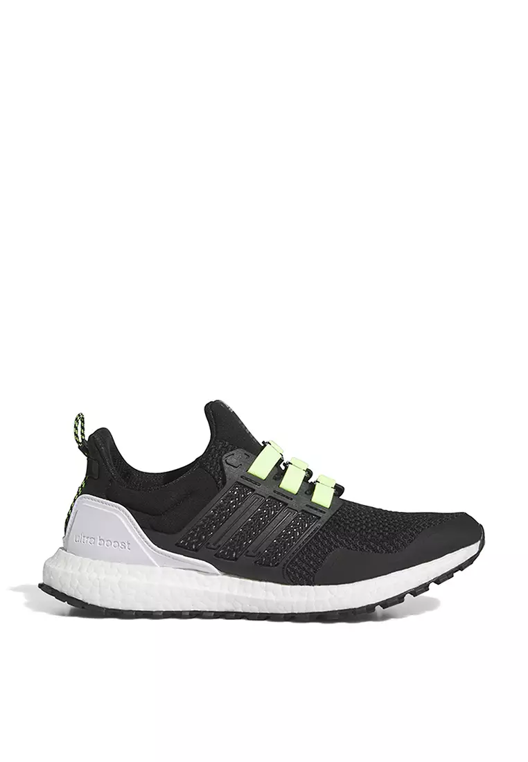 Ultra boost cheap black malaysia