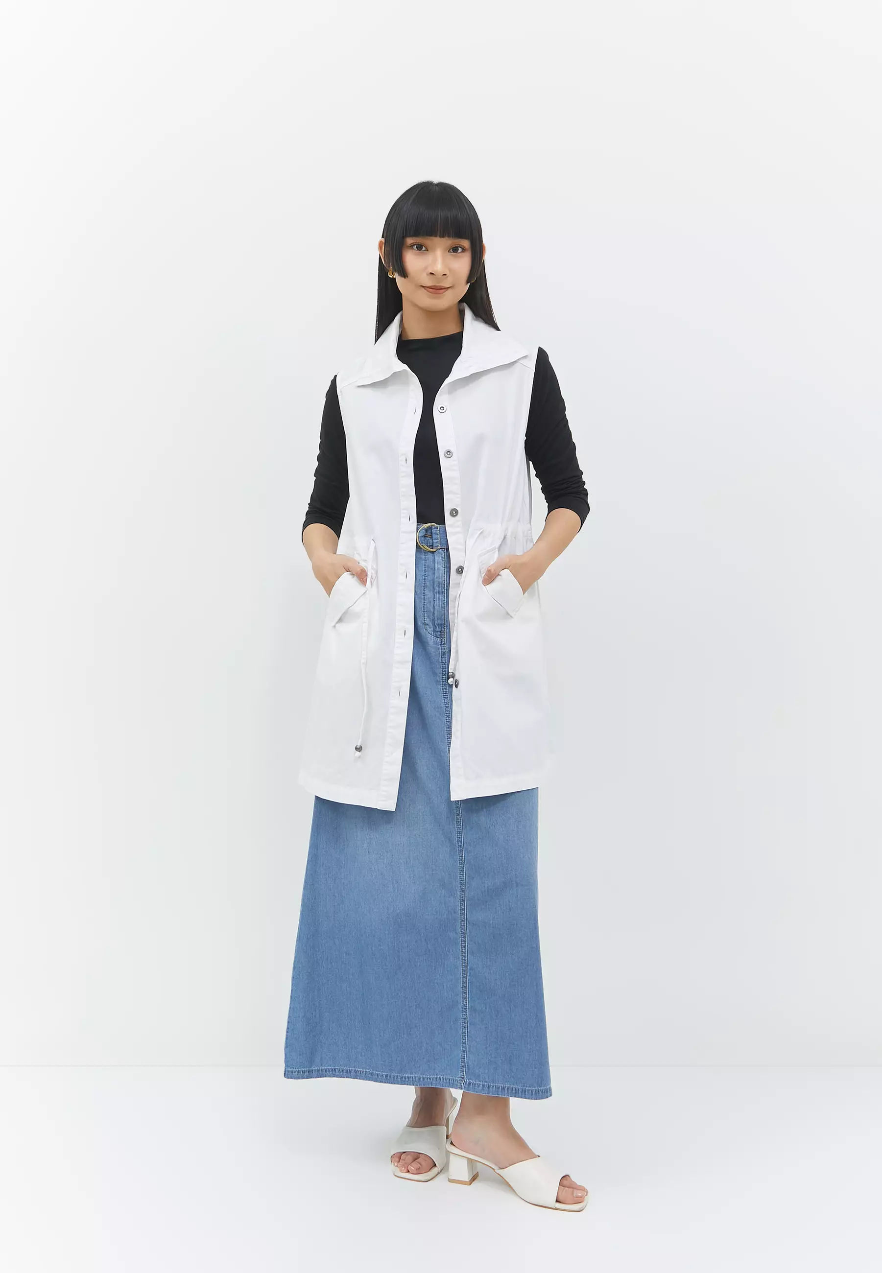 Jual Geela Nikita White Vest (G.5219) Original 2026 | ZALORA Indonesia