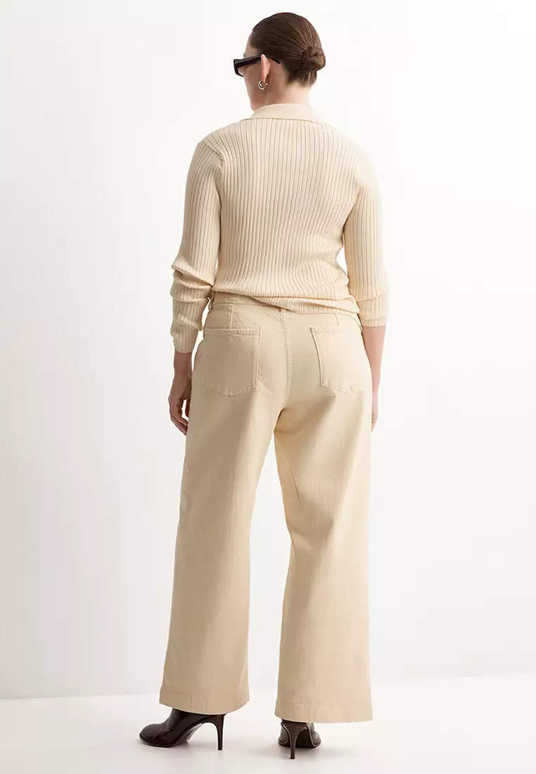 High-Waisted Wide Leg Jeans With Stitching