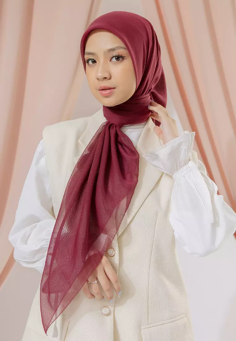 Nashwa Paris Eyelash in Burgundy (Lozy x Nashwa)