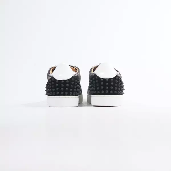Sepatu CHRISTIAN LOUBOUTIN LOUIS SEAVASTE SPIKE BLACK SILVER SNEAKER 100% ORIGINAL