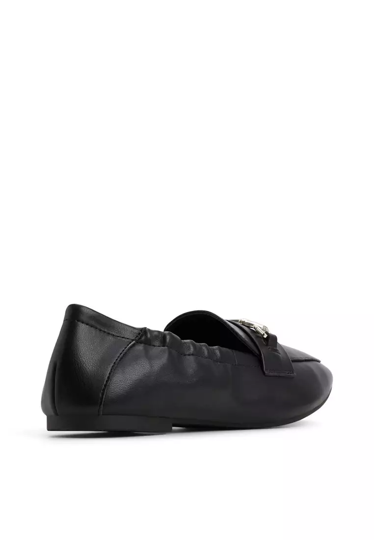 Tiera Loafers