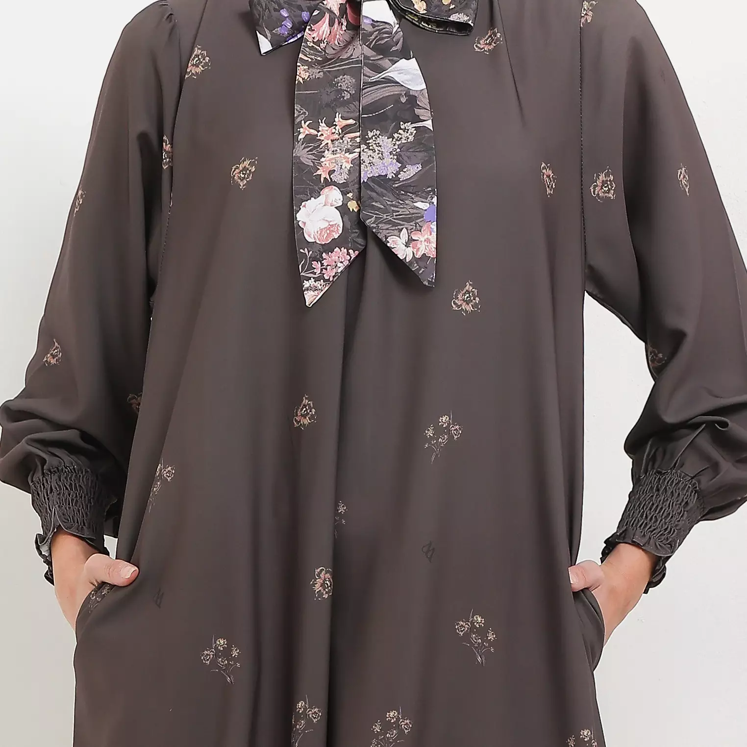 MFMW Alishbah Dress Gamis Dark Olive Satin Motif Bunga