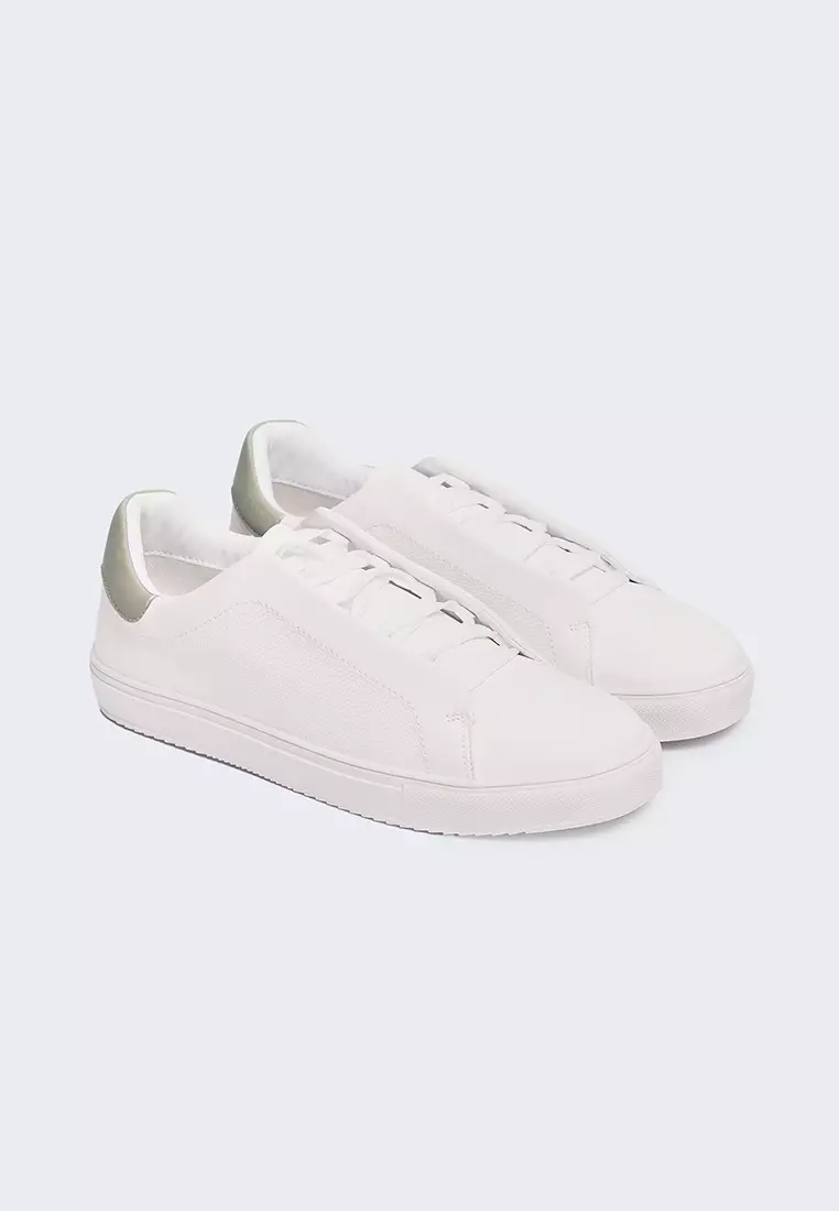 Discount on Bocu  shoes - SKU: Unisex Clean Front Lace Up Sneaker