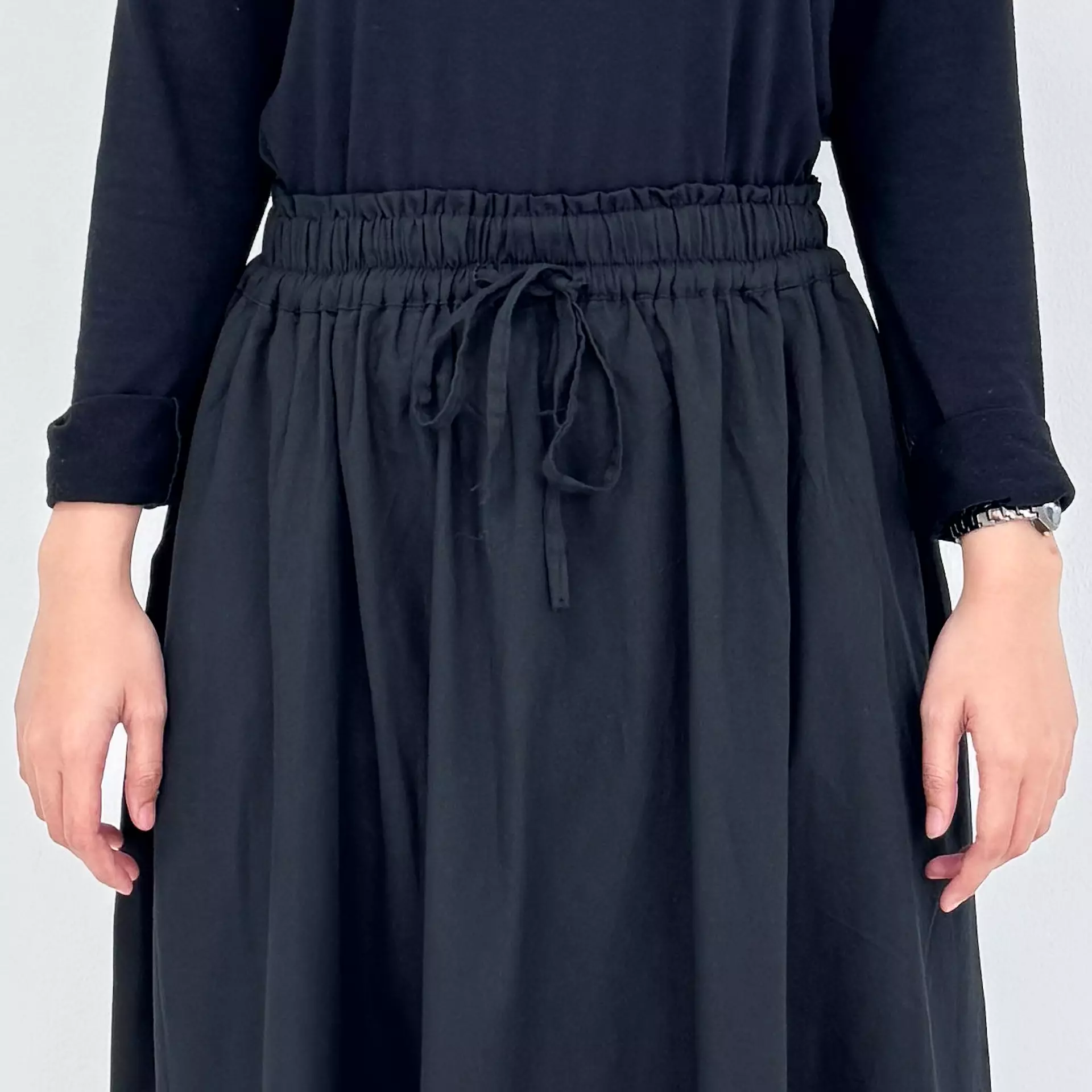 Rok Panjang Katun Flare Bianca HITAM