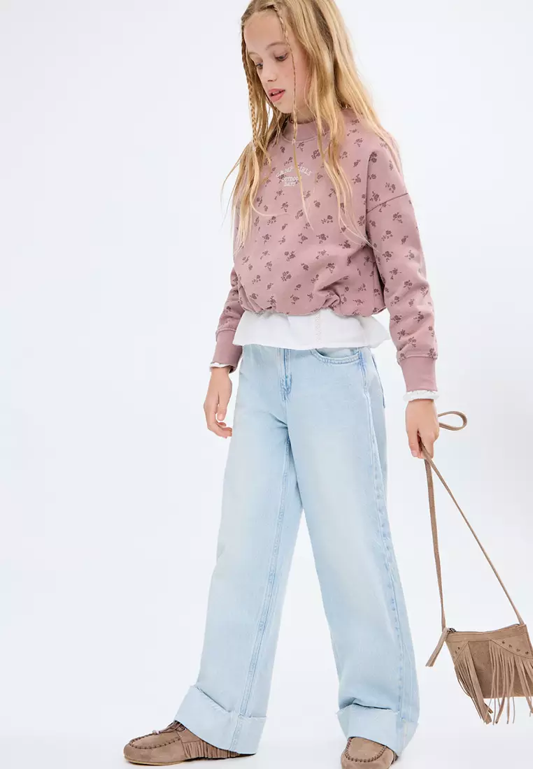 Embroidered Sweatshirt With Floral Pattern