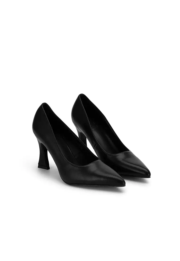 HEELED PUMP
