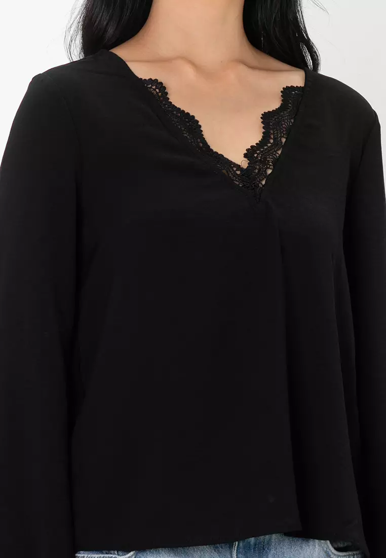 Thea Long Sleeves V-Neck Top
