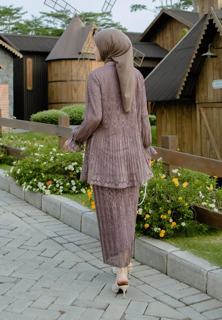 Dalilah Blouse -  Plum