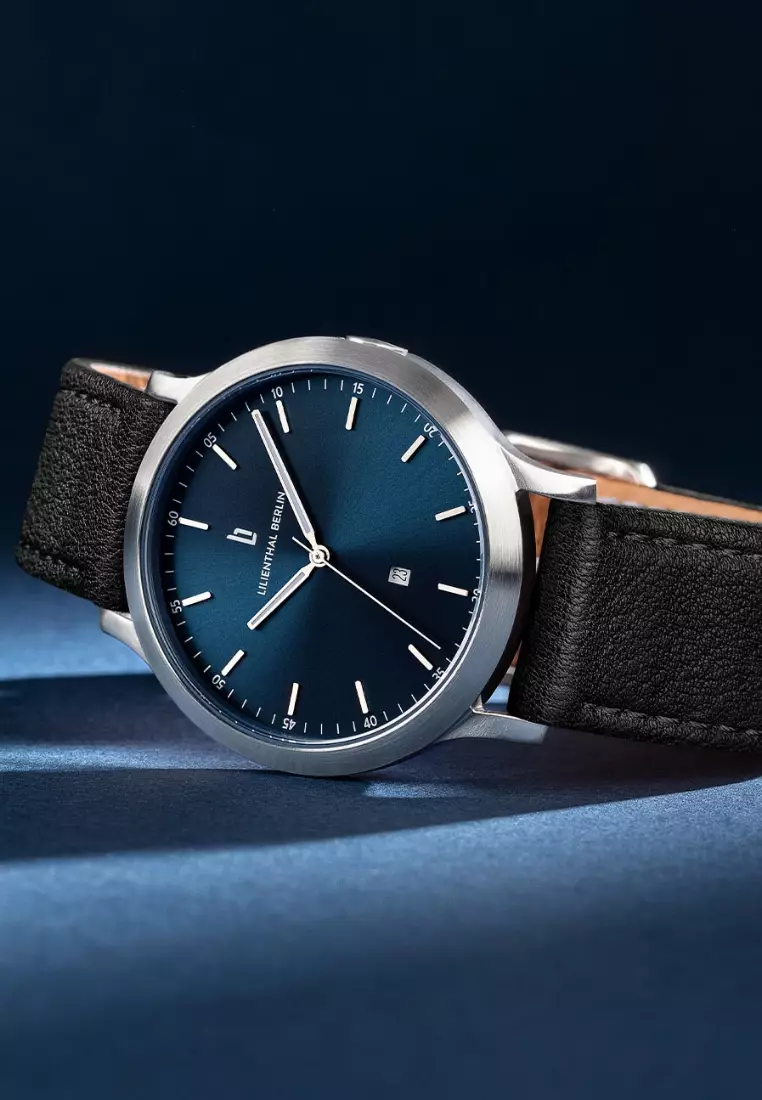 Huxley Silver Blue - Black Leather Strap