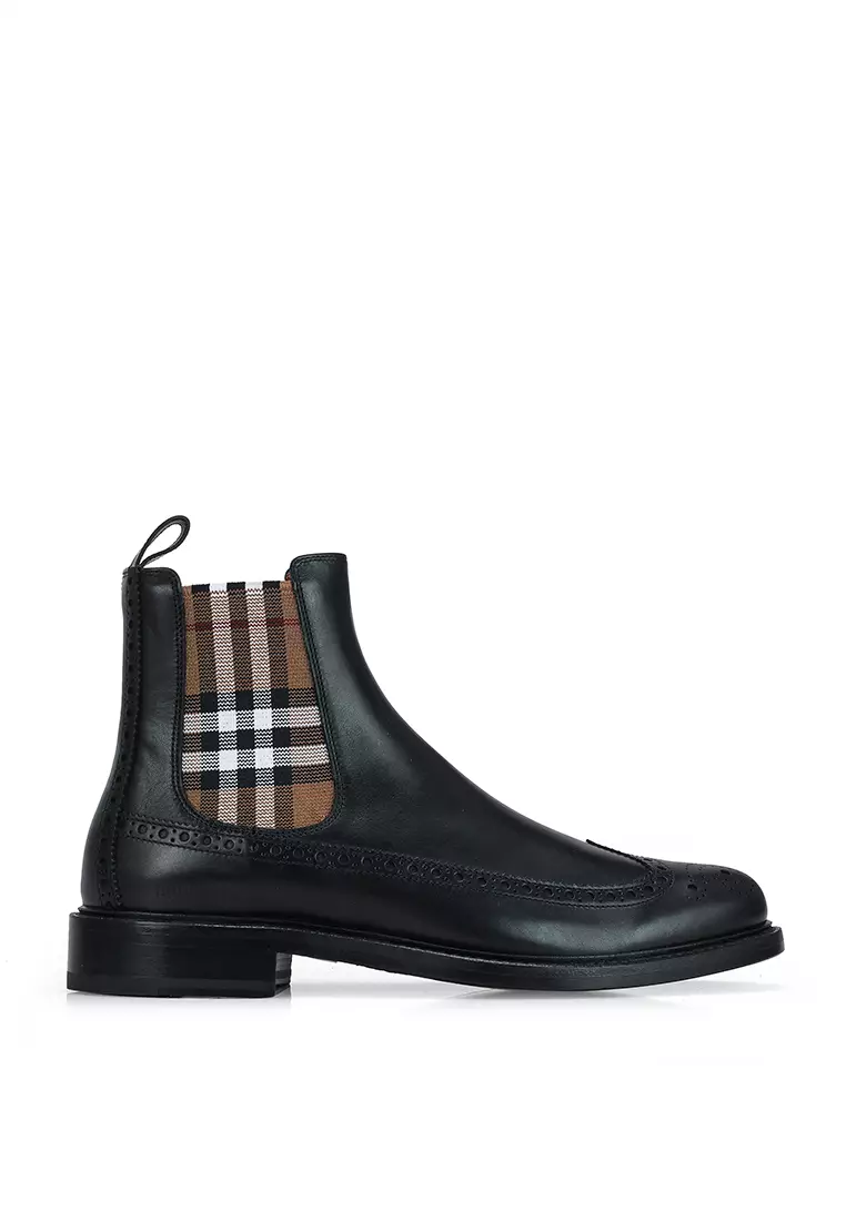 Discount on Burberry  shoes - SKU: Tanner Chelsea Boots (Bb)