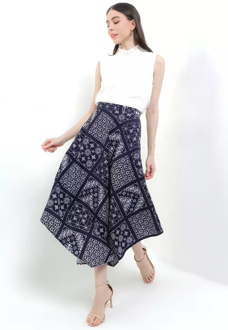 Rok Skirt Bawahan Batik Wanita Arumi Merona Spesial JFW Collection Safera Navy