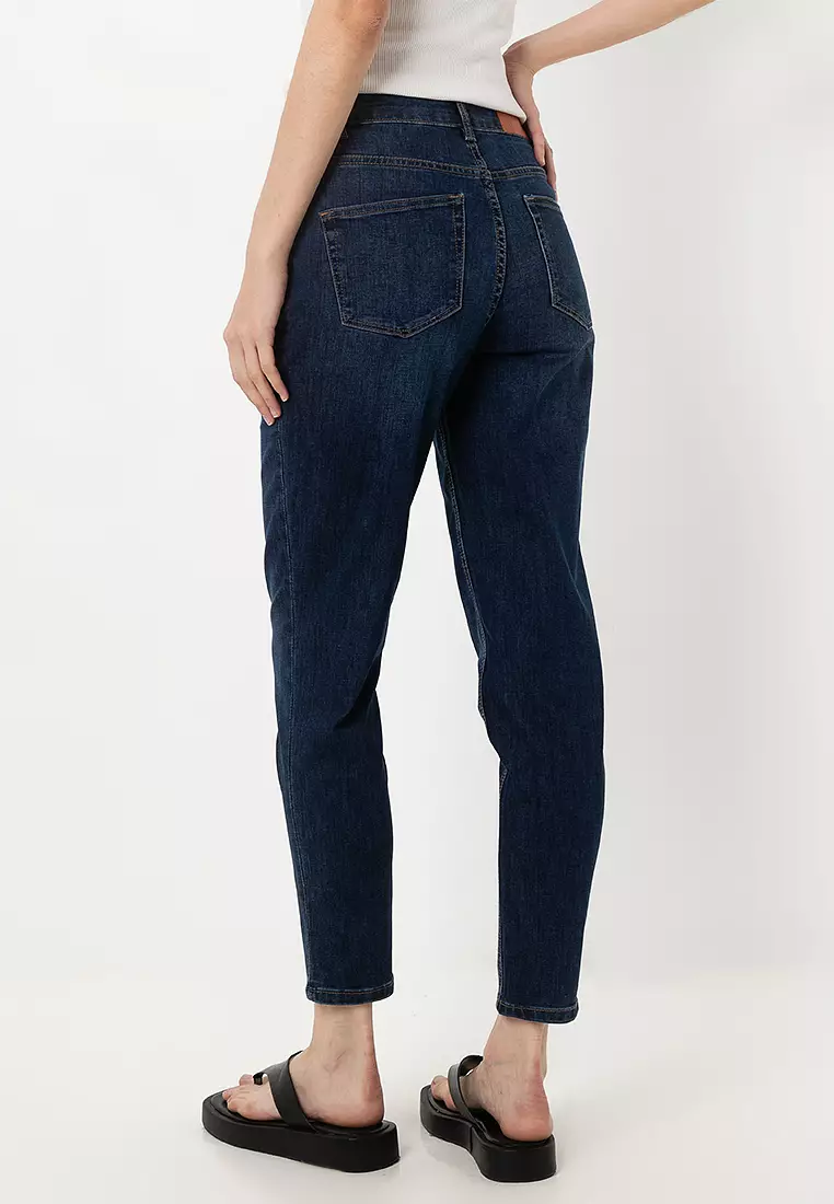 Quantic Mom Tapered Jeans