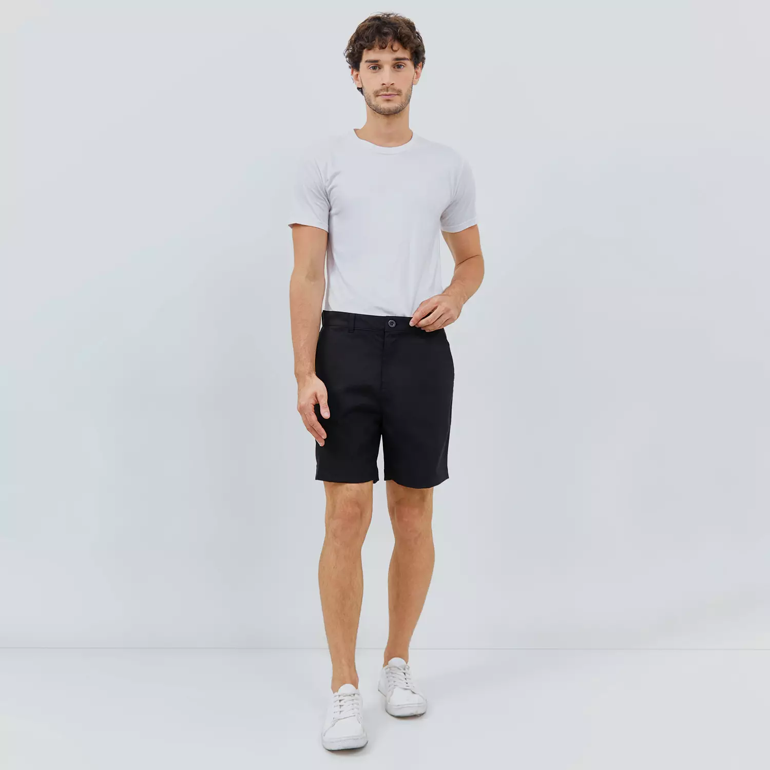 Paulmay Celana Chino Pria Pendek Reguler Fit - Black