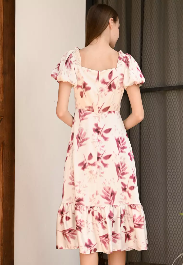 花卉泡泡袖连衣裙