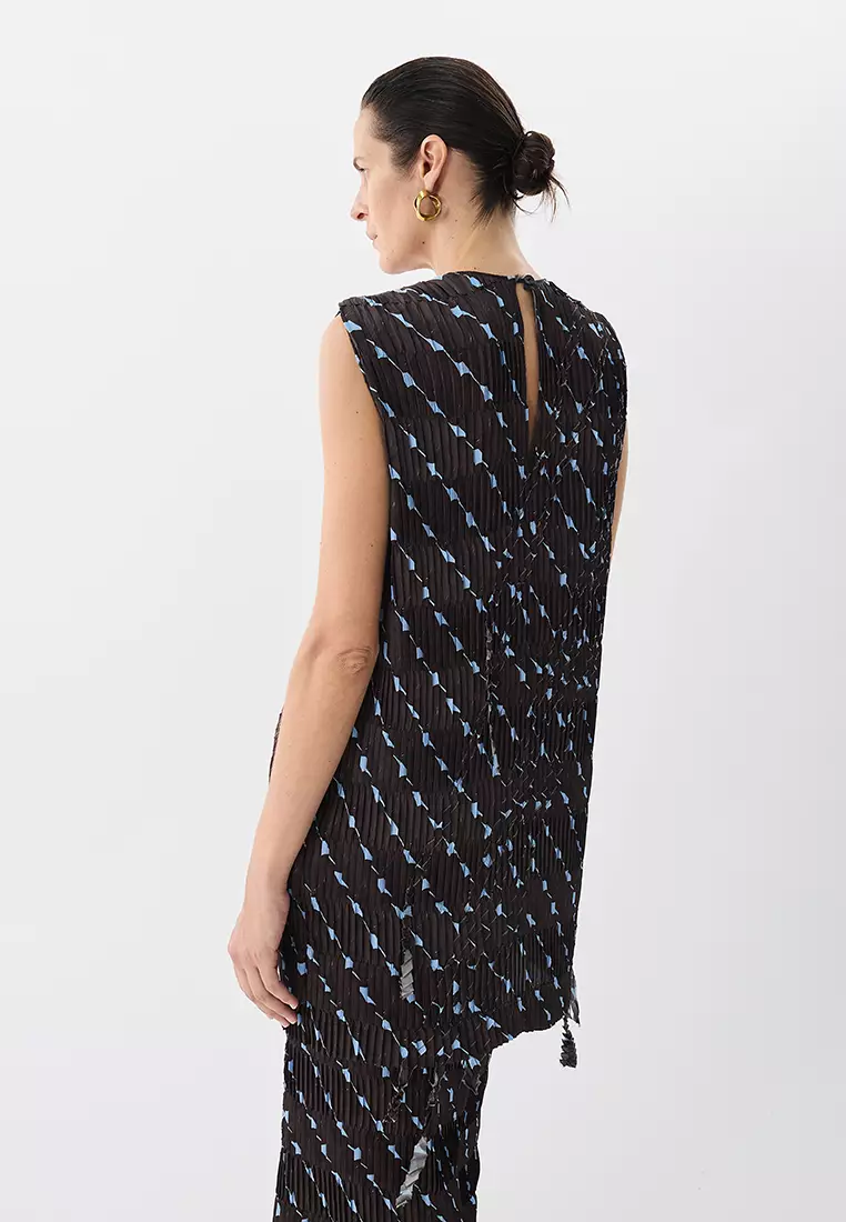 Pleated sleeveless dress