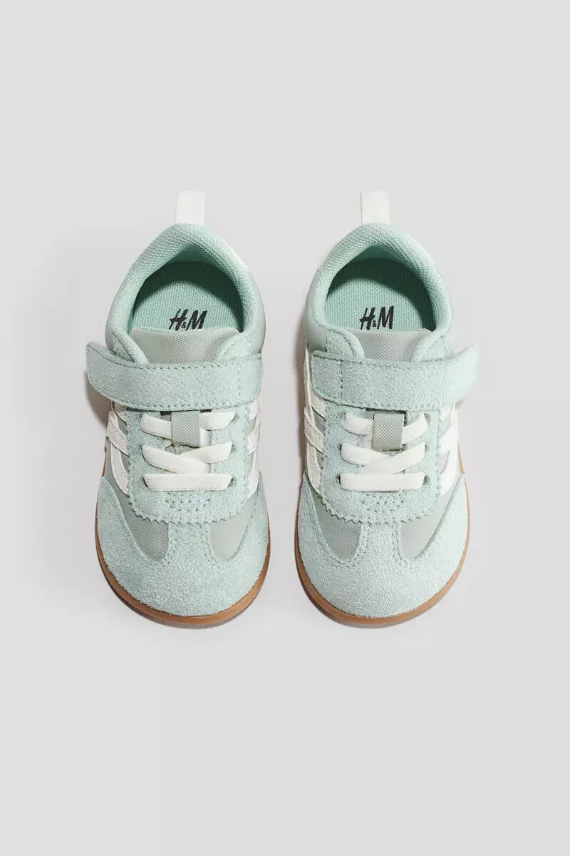 Barefoot trainers