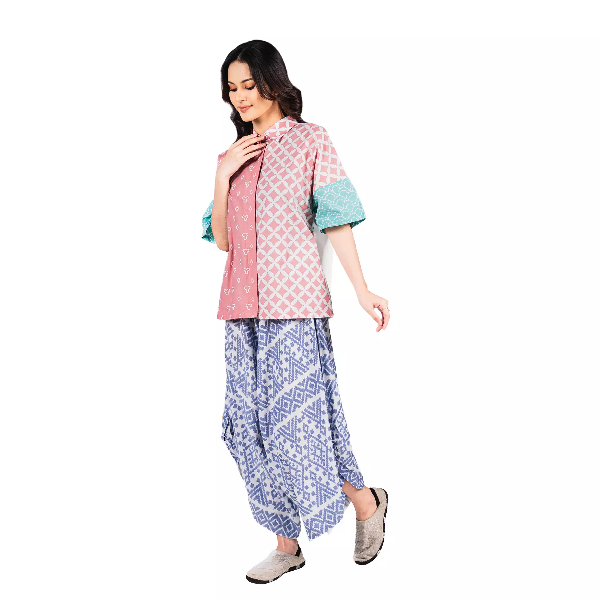 Blouse Batik Wanita - Atasan Batik - Bhatara Batik Charming - Baju Batik Modern Lengan Pendek