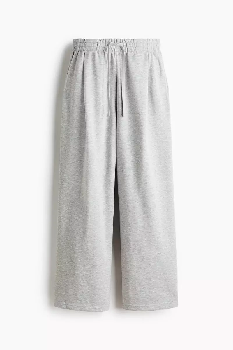 Pleat-front sweatpants