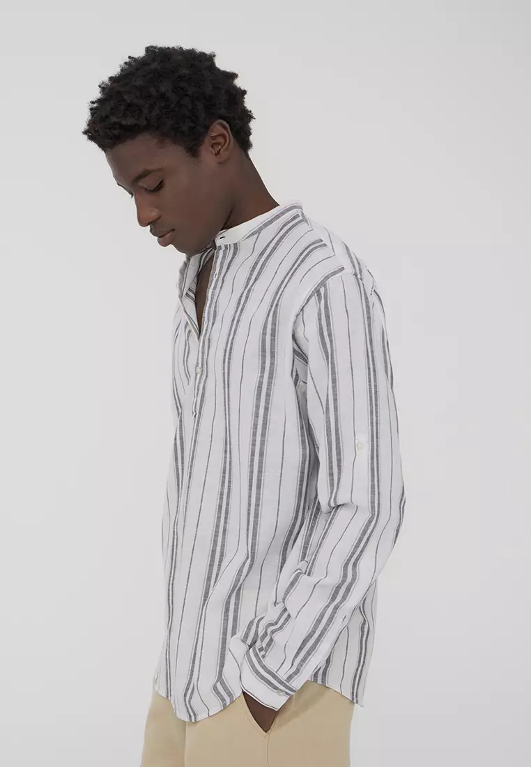 Man Long-Sleeved Shirt