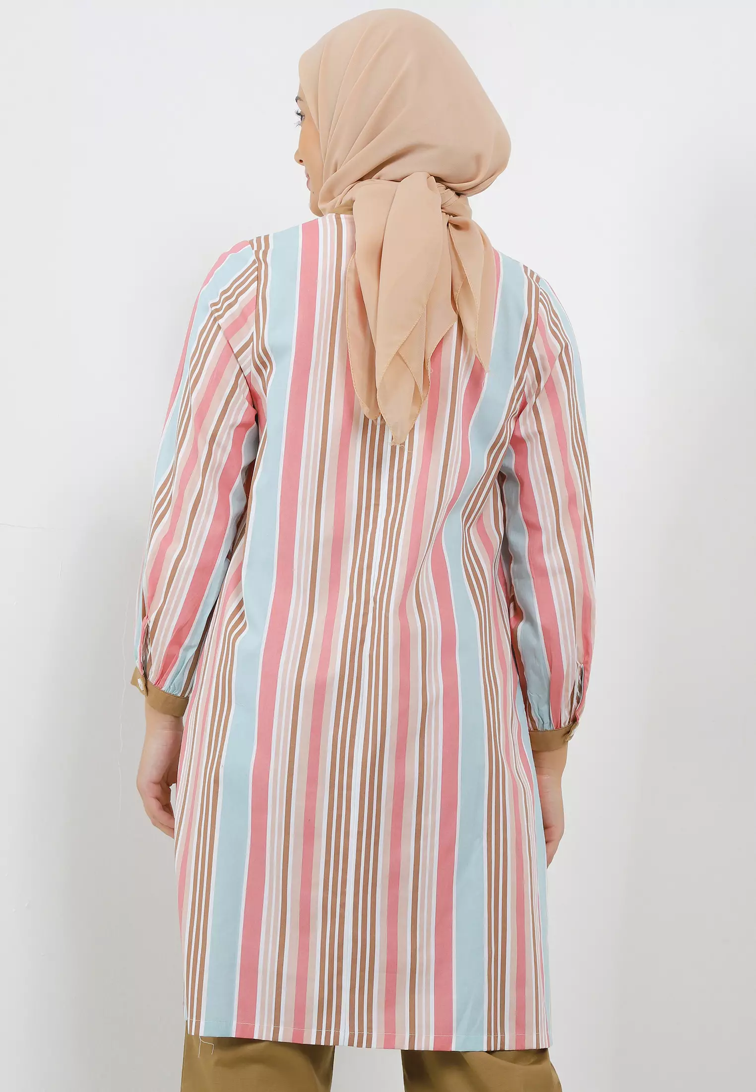 MFMW Pujiseuri Tunik Multicolor Motif Salur