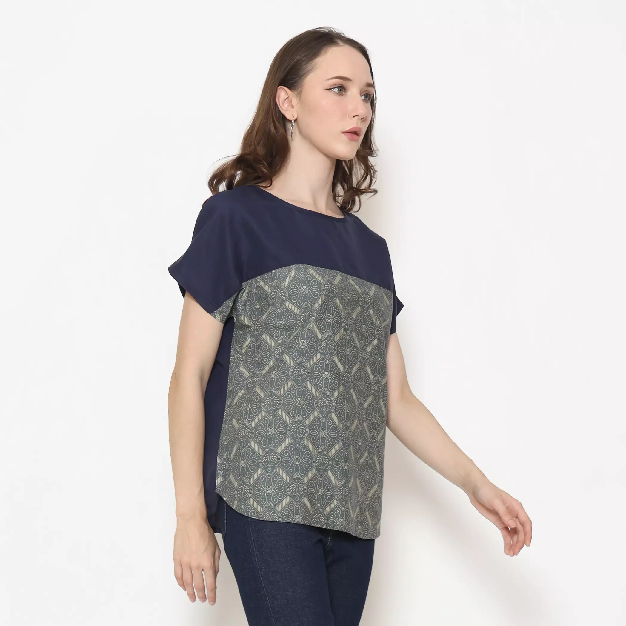 Blouse Batik Wanita - Bhatara Batik Forever - Atasan Batik Modern Lengan Pendek