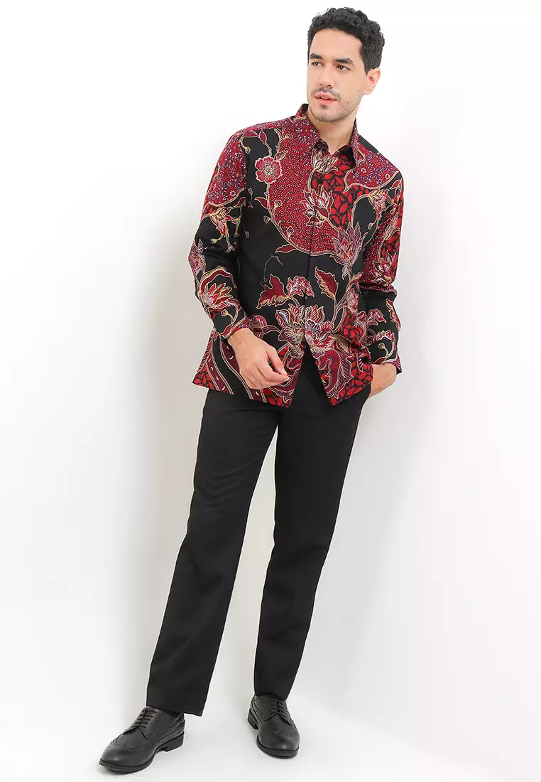 Kemeja Body Fit Batik Sawat Rambat