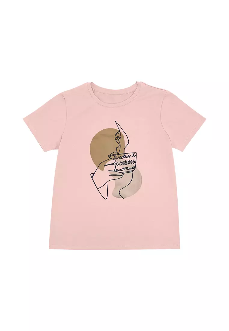 Ladie's Graphic T-shirt "Sippin' Tea"