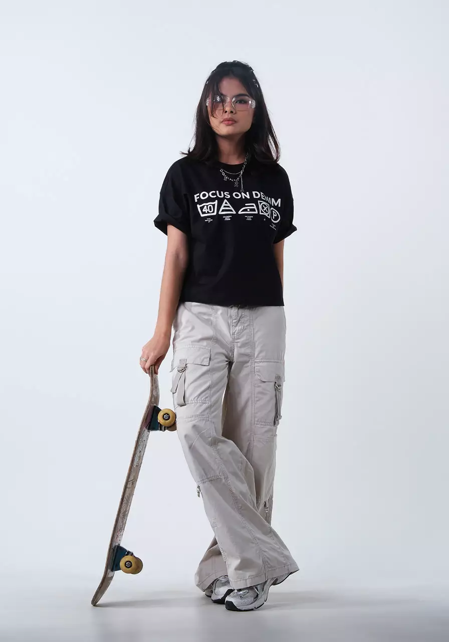 Kaos Wanita Boxy Tee Ruby Black