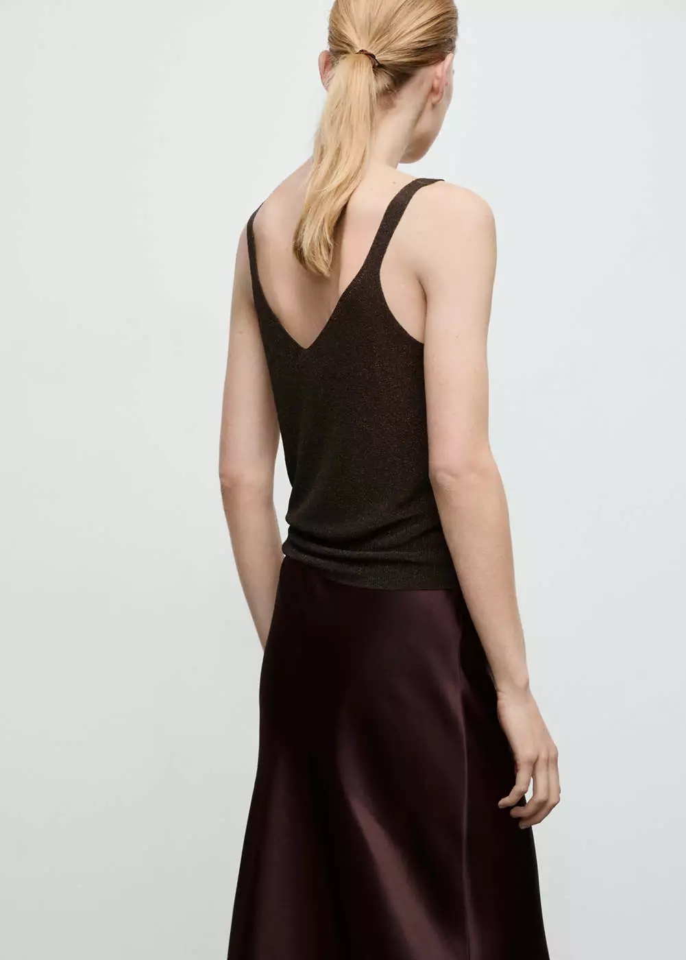 Atasan rajut lurex kerah V