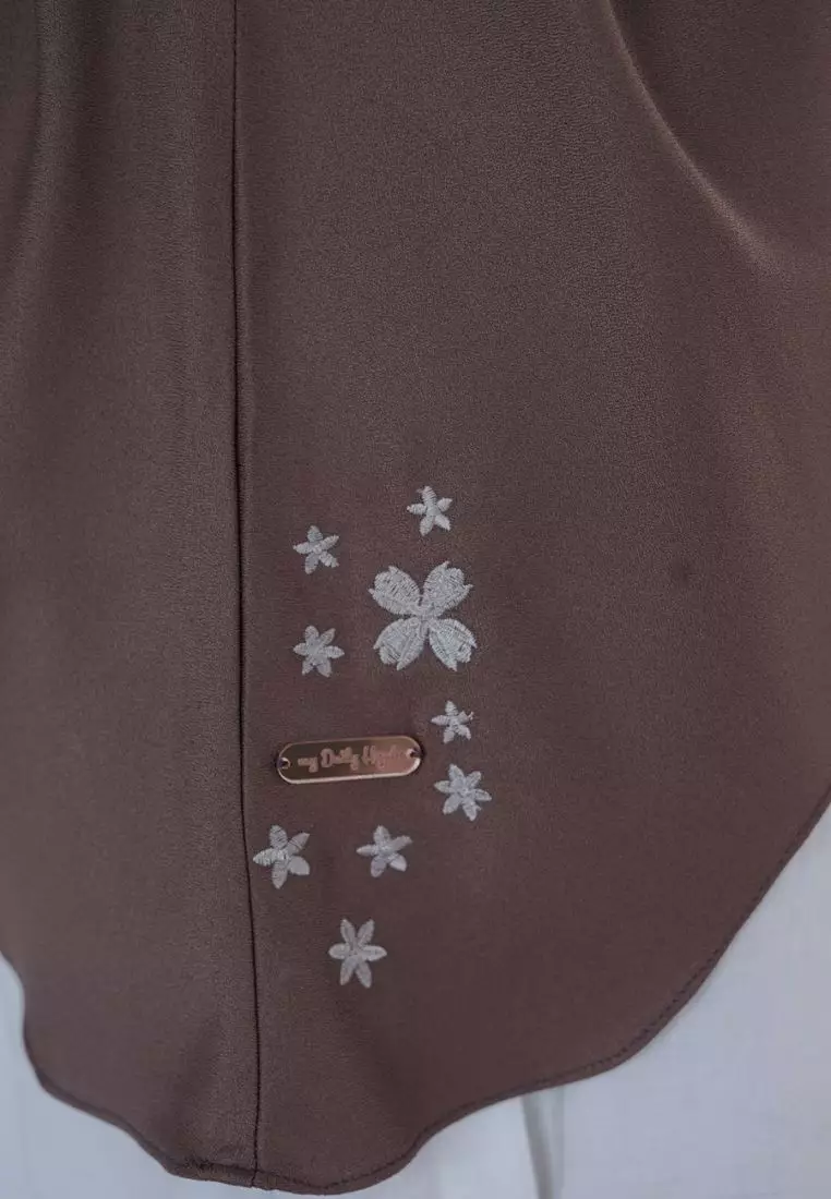 Bergo Azzura Embroidery Rosewood