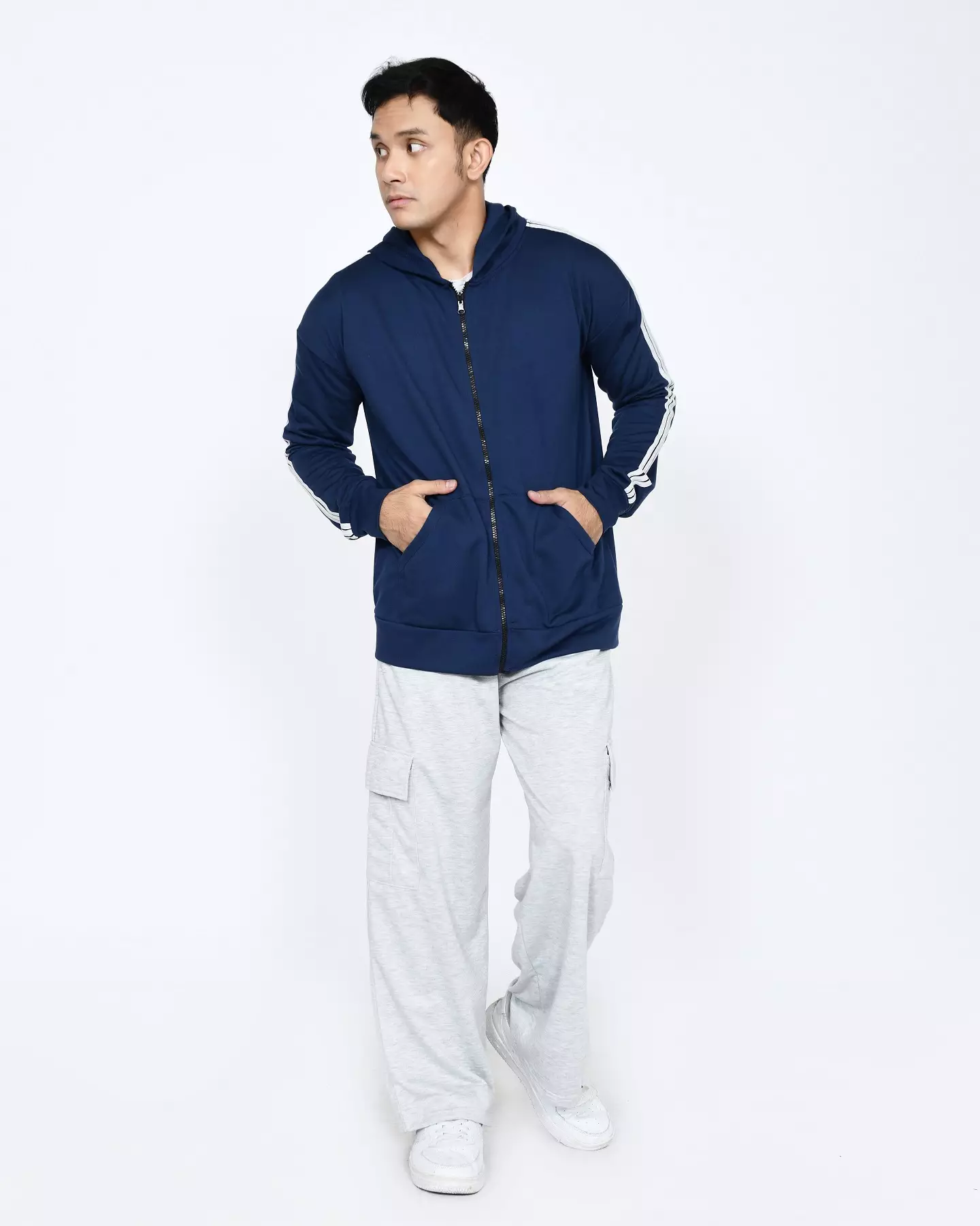 Celana Panjang Pria - Sporty Cargo Pants ABU MUDA