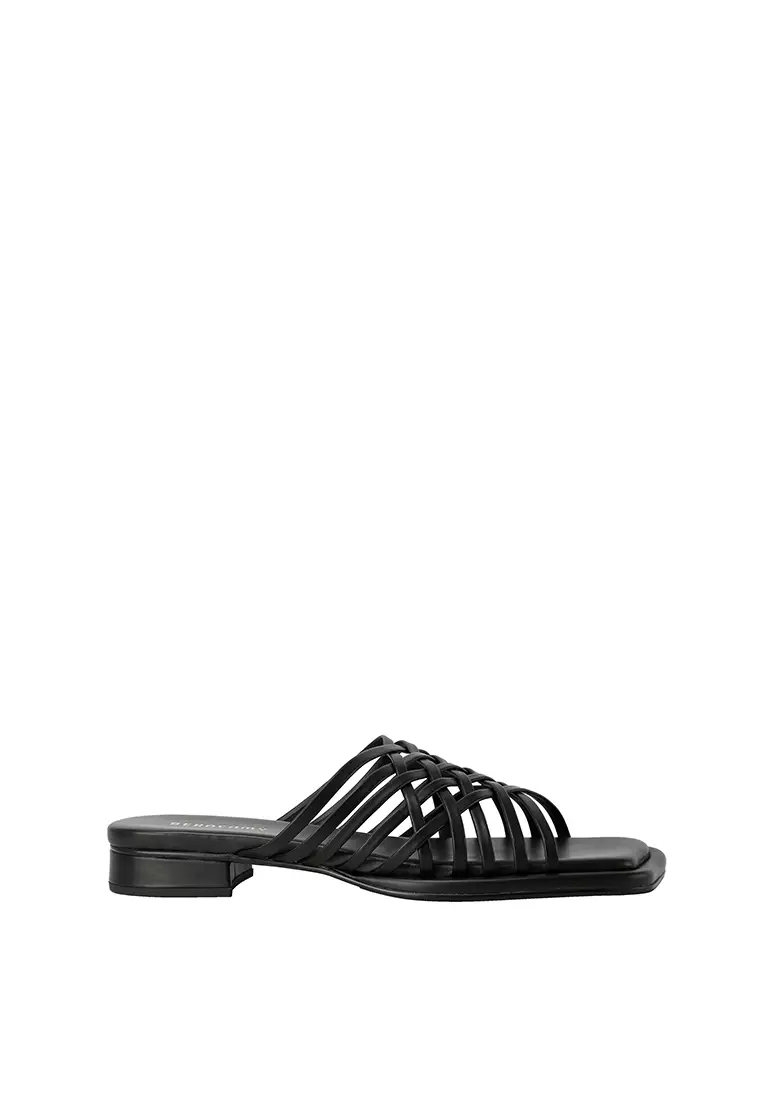 Discount on Beracamy  shoes - SKU: Beracamy Strappy Cross-Band Slipper - Black