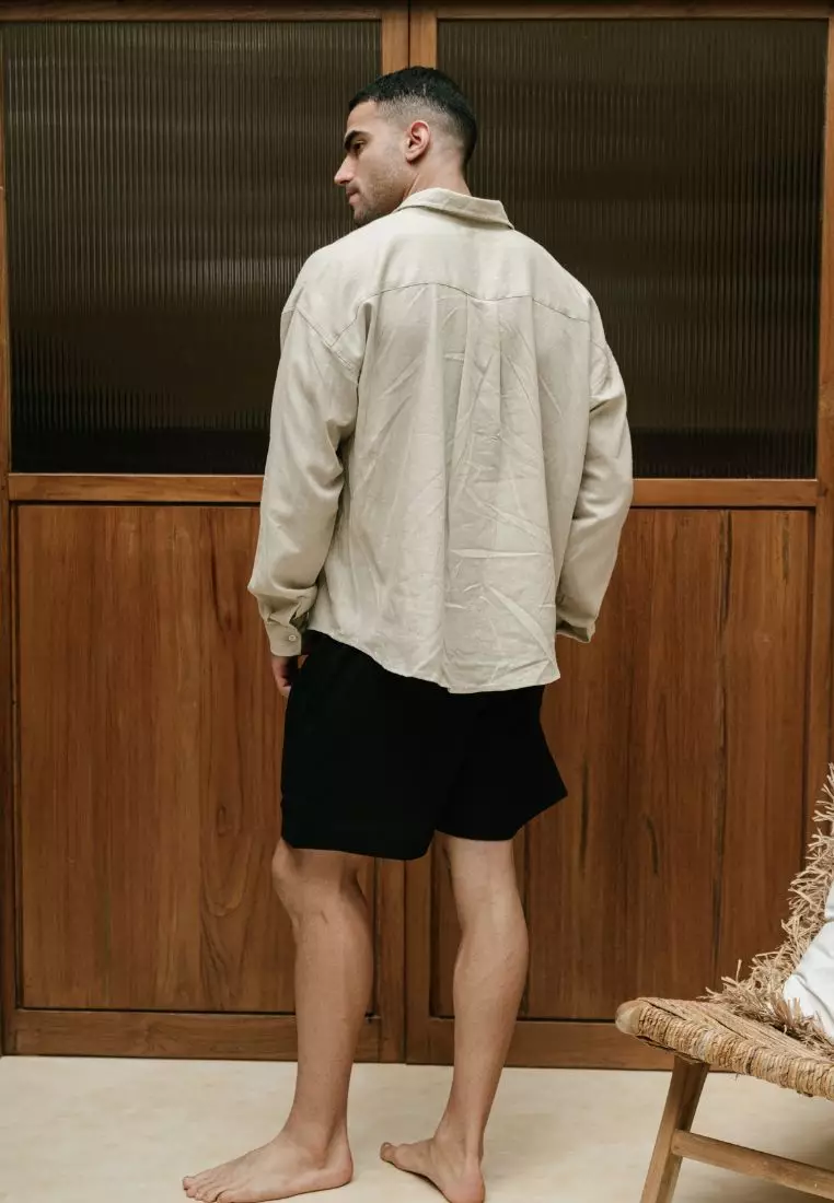 Malta Kemeja Linen Lengan Panjang Oversize Pria Warna Krem – Cream Oversized Long Sleeve Linen Shirt