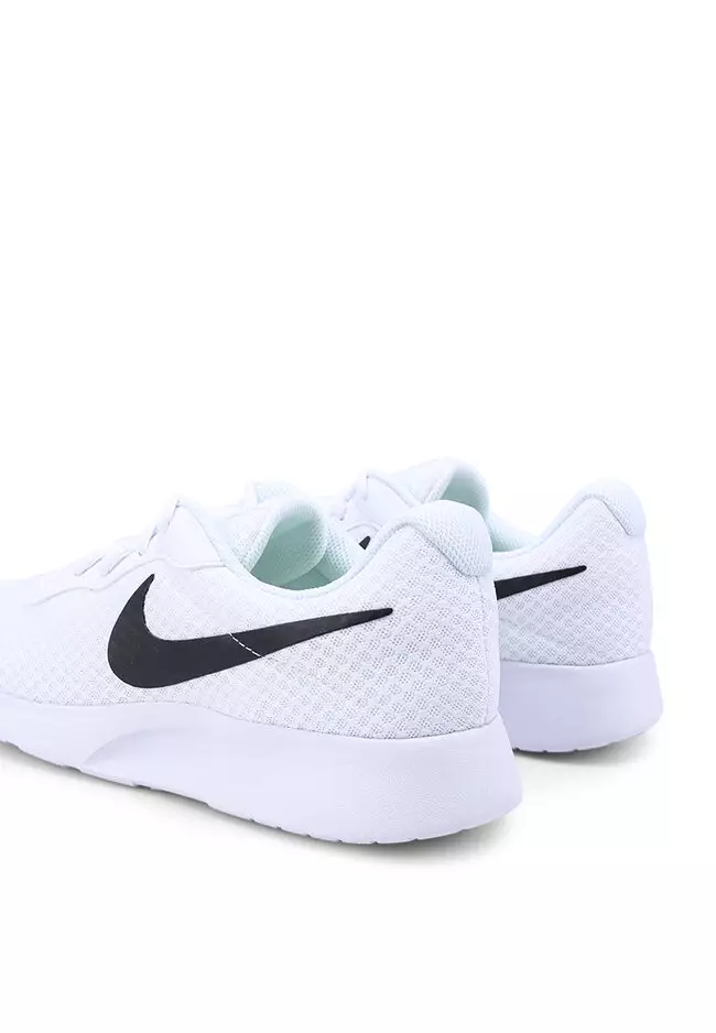 Nike tanjun hotsell black white harga