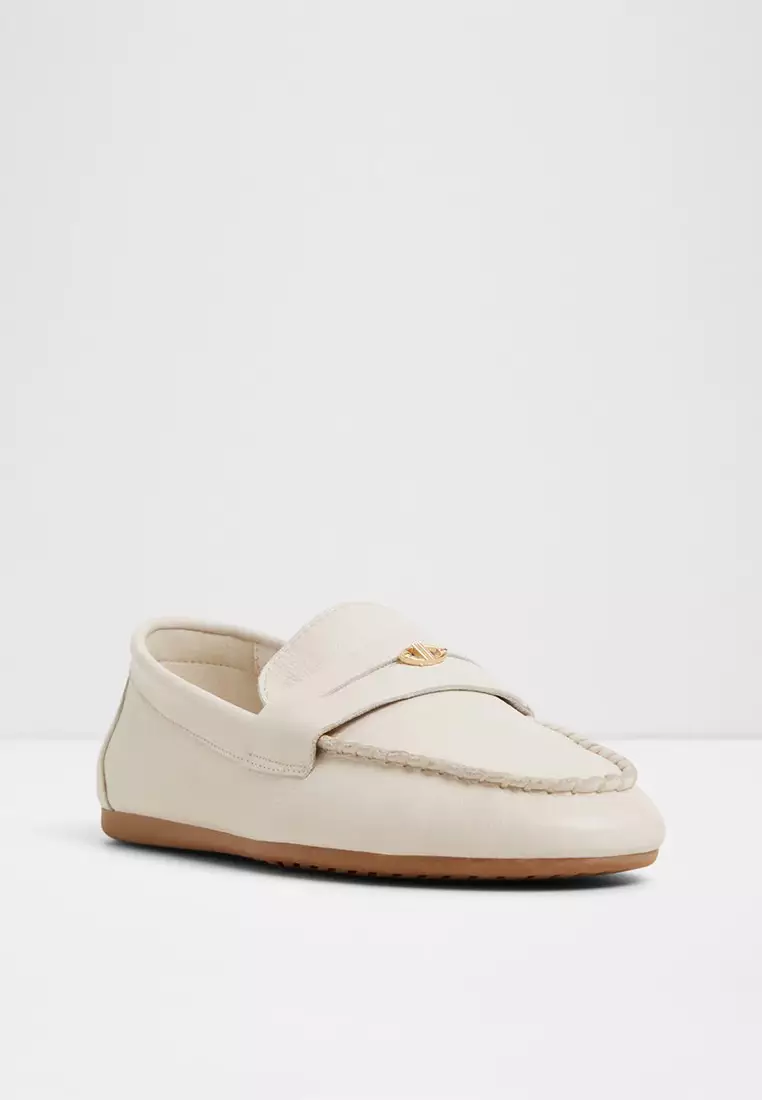 Wylaena Loafers