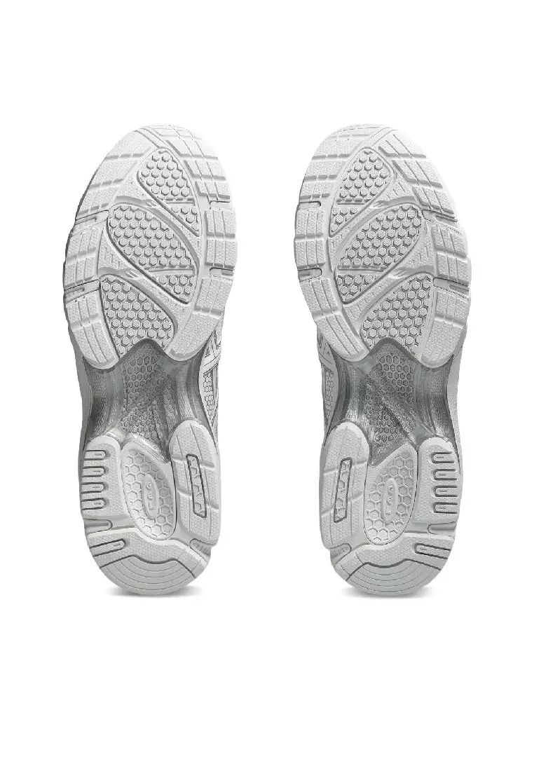 adidas gazelle silver green womens YEEZY 500 BOOST | Salt | Code: EE7287 main image 1